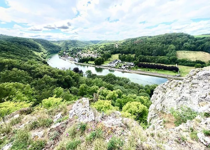 Le Petit - * Waulsort